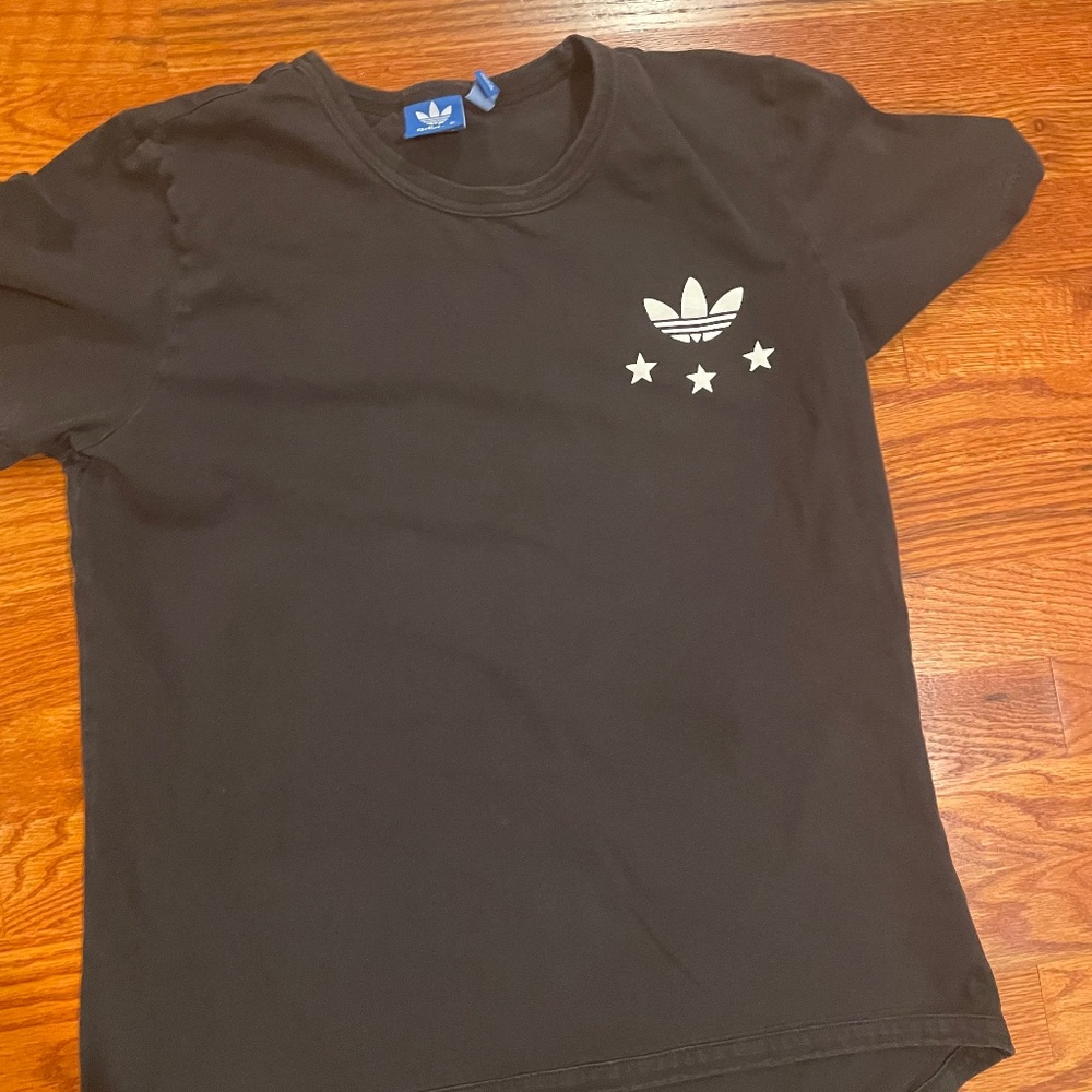 Women’s Adidas 3 Stripes tee